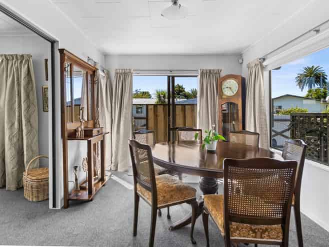 40 Allens Lane, Clive