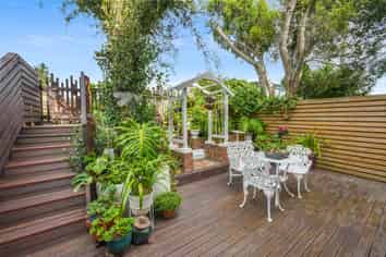 3/147 Albany Highway, Unsworth Heights