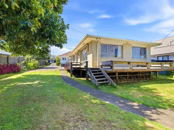 2/26 Haughey Avenue, Three Kings