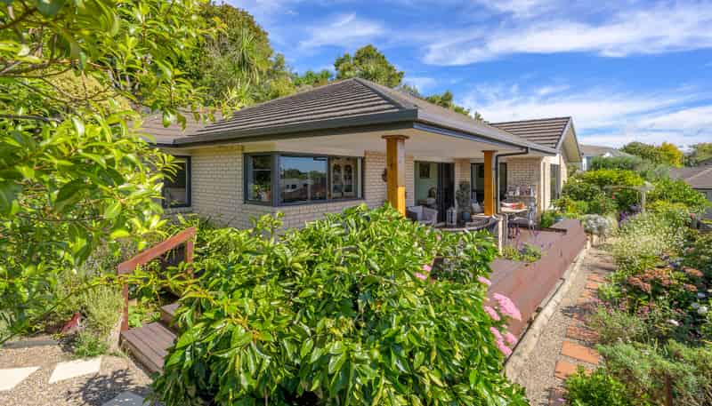 14 Waipuna Grove, Welcome Bay