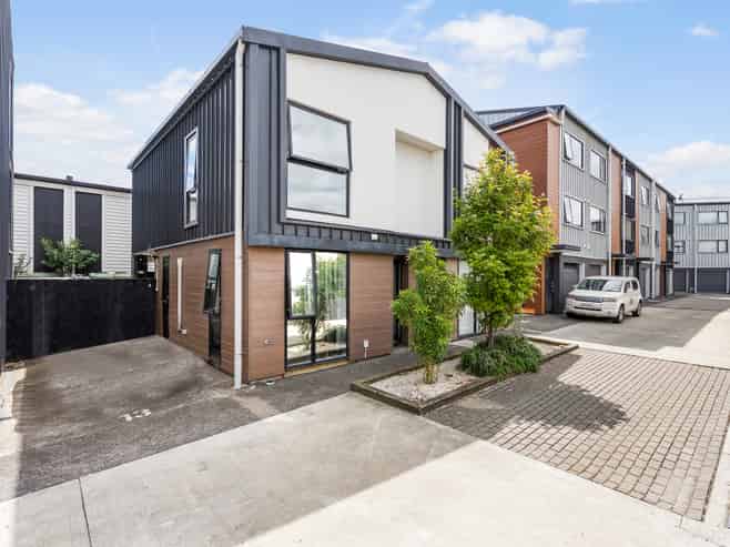 13 Marumaru Lane, Manurewa