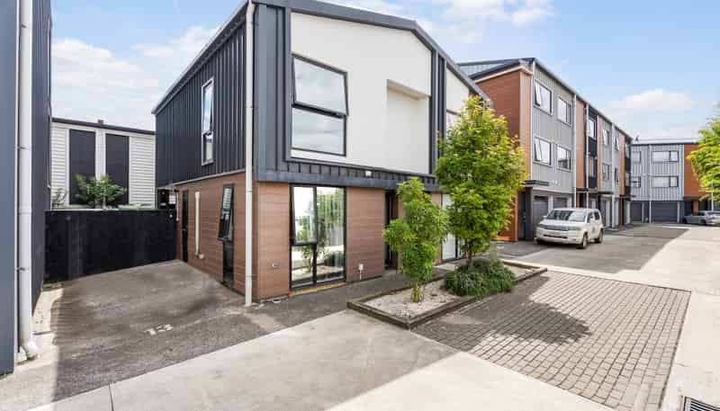 13 Marumaru Lane, Manurewa