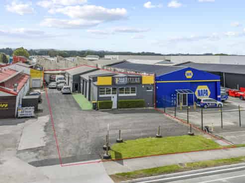 Great entry into Pukekohe's commercial market