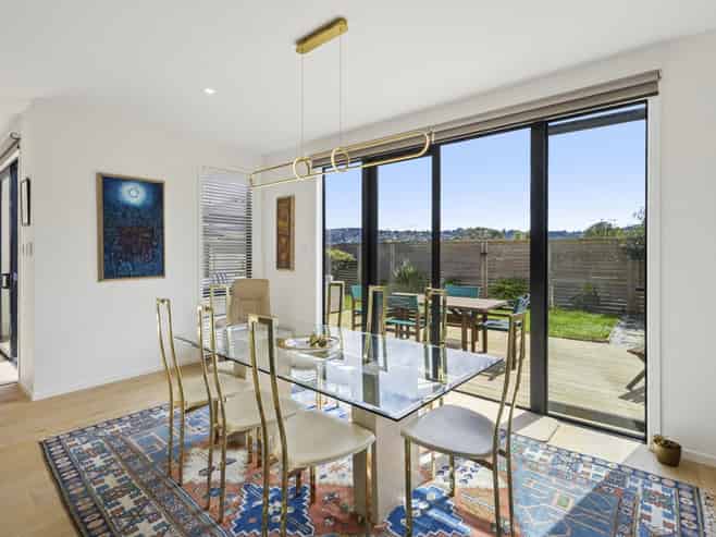 5 Nursery Lane, Belleknowes