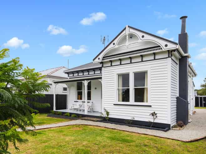 42 Valley Road, Mangapapa