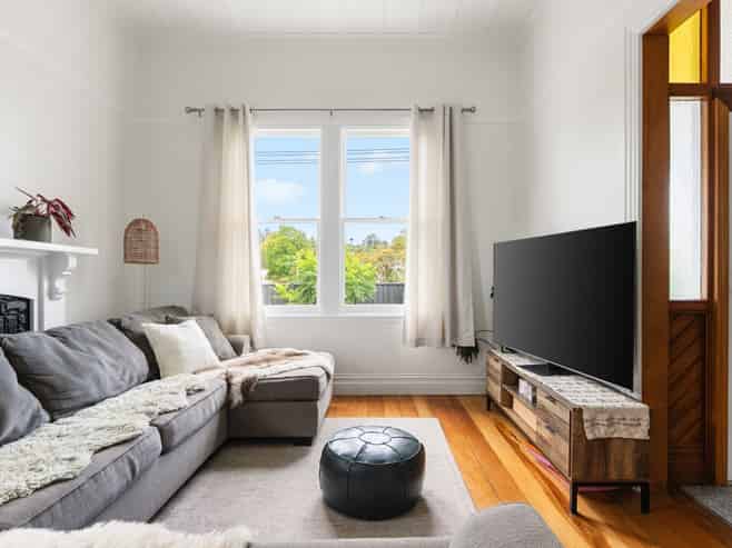 42 Valley Road, Mangapapa