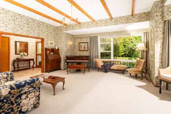 169 Wadestown Road, Wadestown