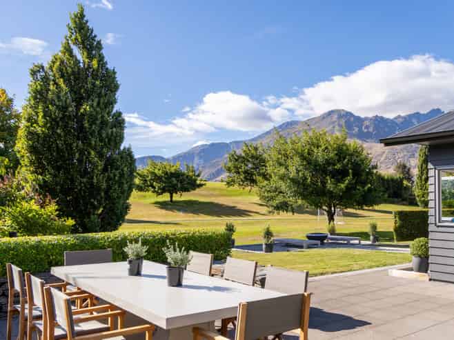 45 Ferry Hill Drive, Lower Shotover