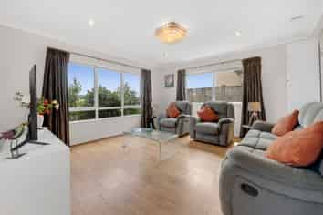 50 Helianthus Avenue, Flat Bush