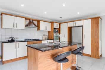 9 Kestev Drive, Flat Bush