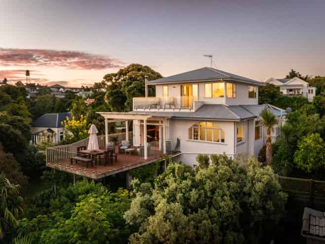 117 Priestley Terrace, Bluff Hill