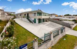 10 Ferndown Avenue, Papatoetoe