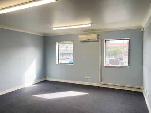 Modern CBD Industrial Warehousing 310m2