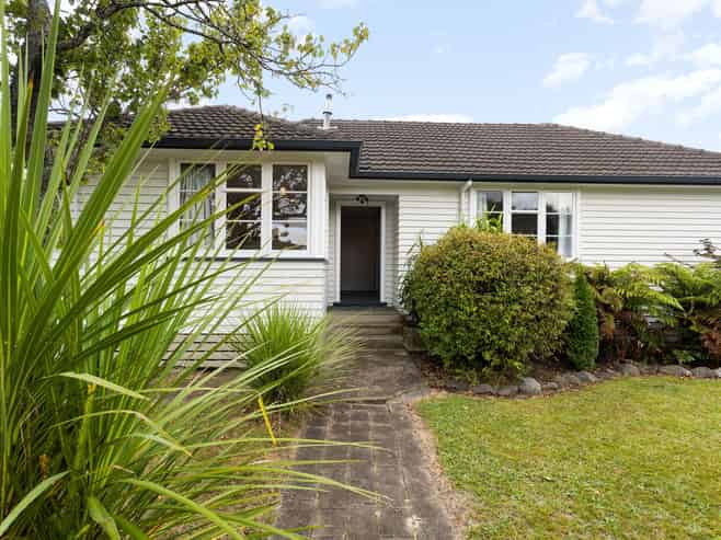55A Ross Crescent, Fairfield