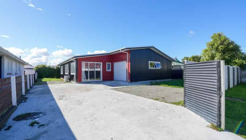 150A Venus Street, Strathern