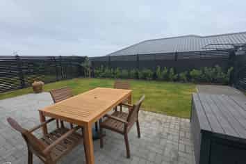 8 Manga Street, Wharewaka