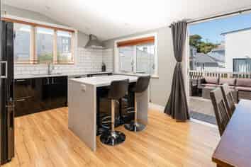 489 Adelaide Road, Berhampore