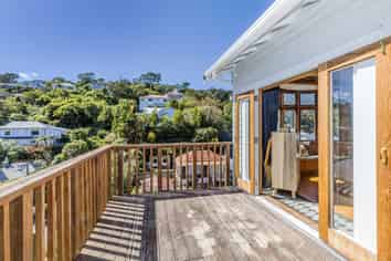 6 Tiketike Way, Brooklyn