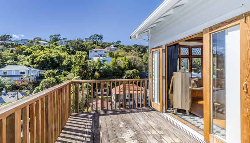 6 Tiketike Way, Brooklyn