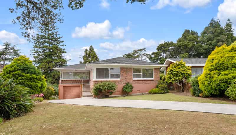 96 Lawrence Crescent, Hill Park