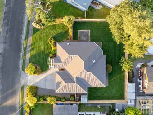 31 Forth Crescent, Glenview