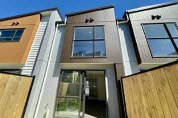 Auckland - Address withheld