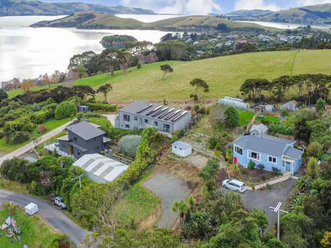 73 Oxley Crescent, Broad Bay