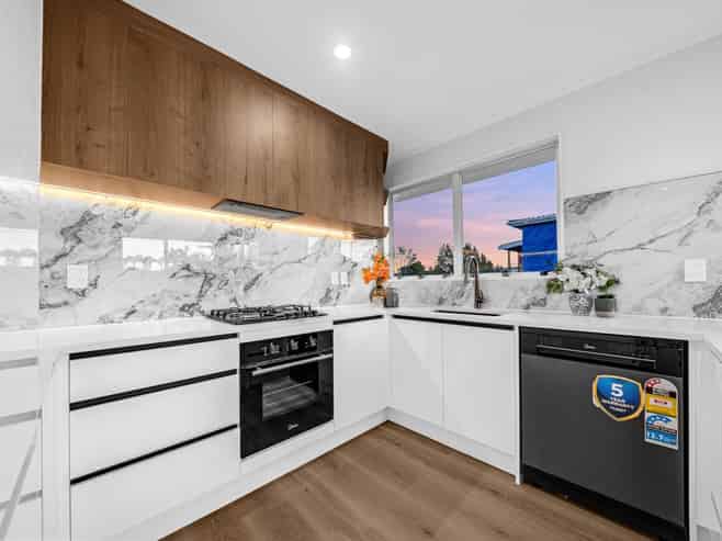 20 Forest Hill Road, Henderson