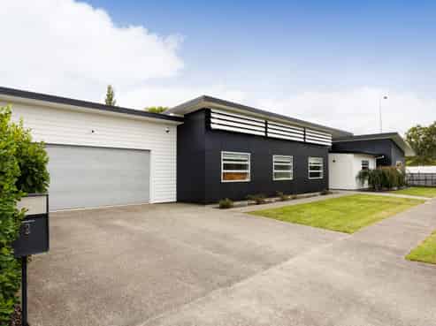 2 Chestnut Close, Kelvin Grove