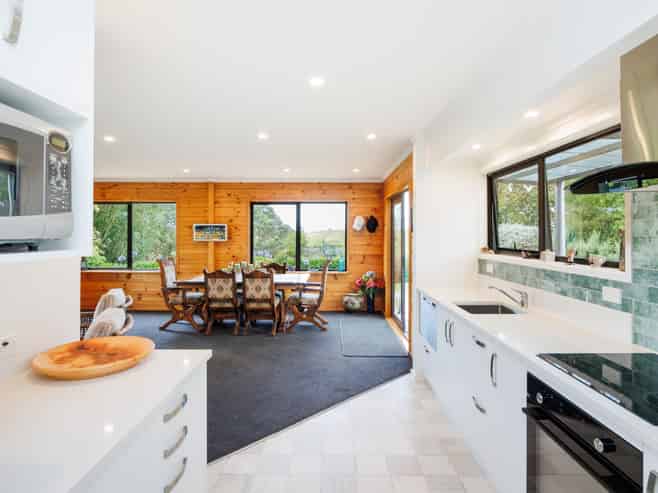 1141 Makino Road, Halcombe