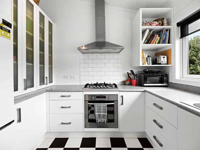 16 Flynn Road, Hillcrest