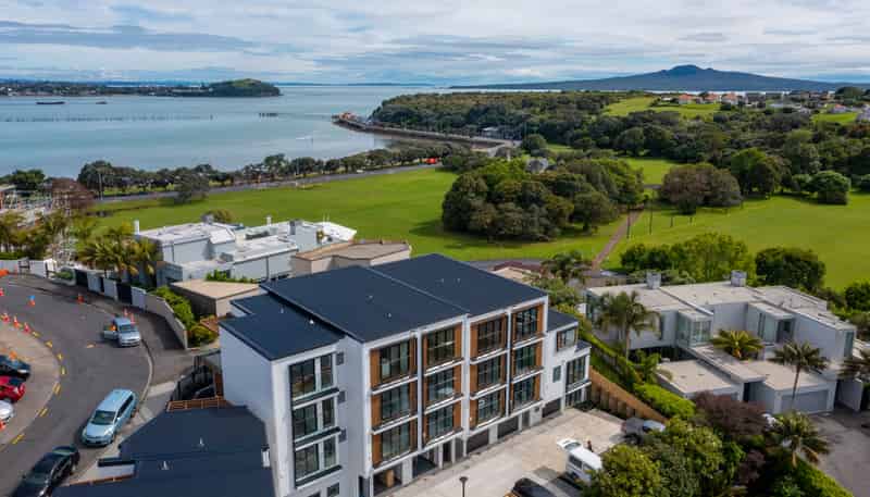 7/32 Karori Cresent, Orakei