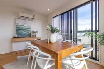 7/32 Karori Cresent, Orakei