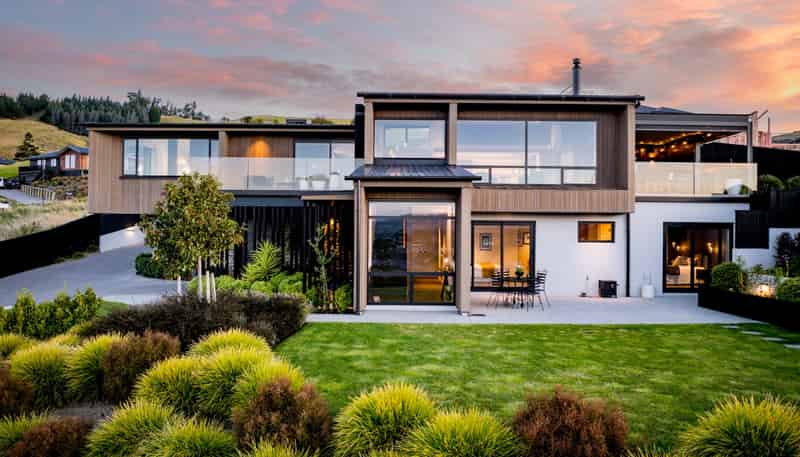 3 and 5 Jocelyn Way, Mosgiel