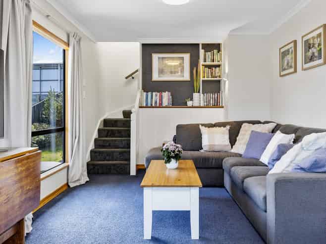 1/24 Kiddle Drive, Hilltop