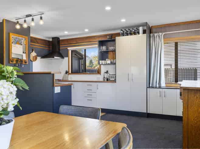 1/24 Kiddle Drive, Hilltop