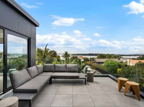 298A Riddell Road, Glendowie