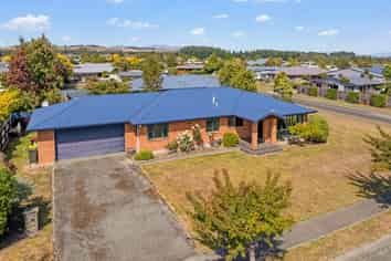 12 Jackson Street, Te Anau