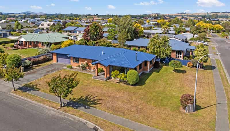 12 Jackson Street, Te Anau