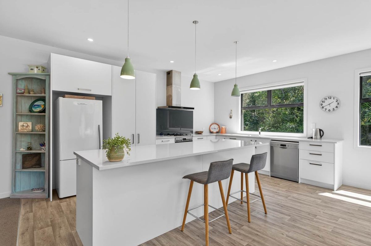 Peaceful Living on Holiday Crescent - Widok 2