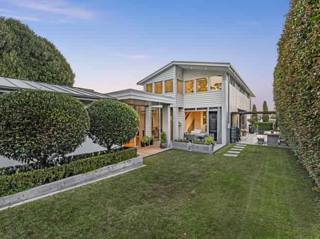 35 Brilliant Street, St Heliers