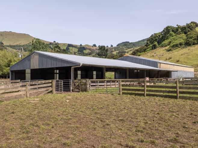 175 Barrys Bay Valley Road, Duvauchelle