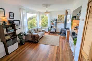 54 Tomahawk Road, Andersons Bay