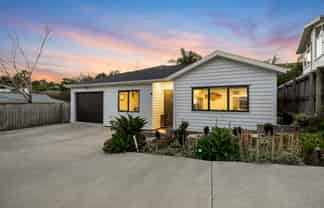 15A Reynella Drive, Massey