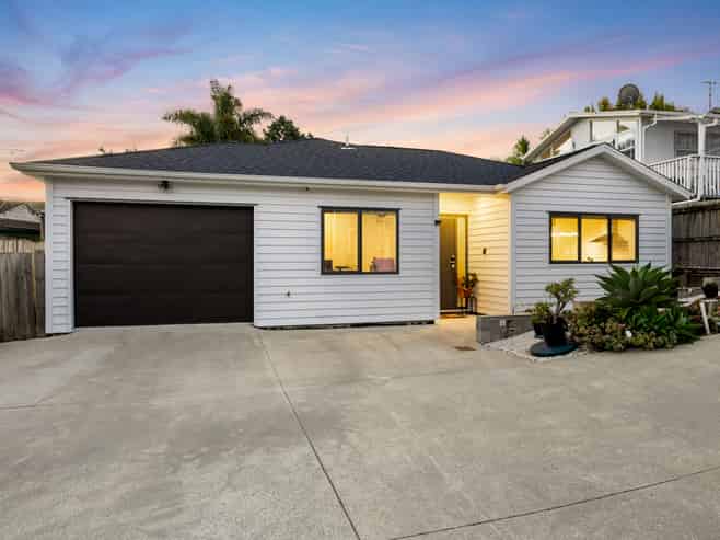 15A Reynella Drive, Massey