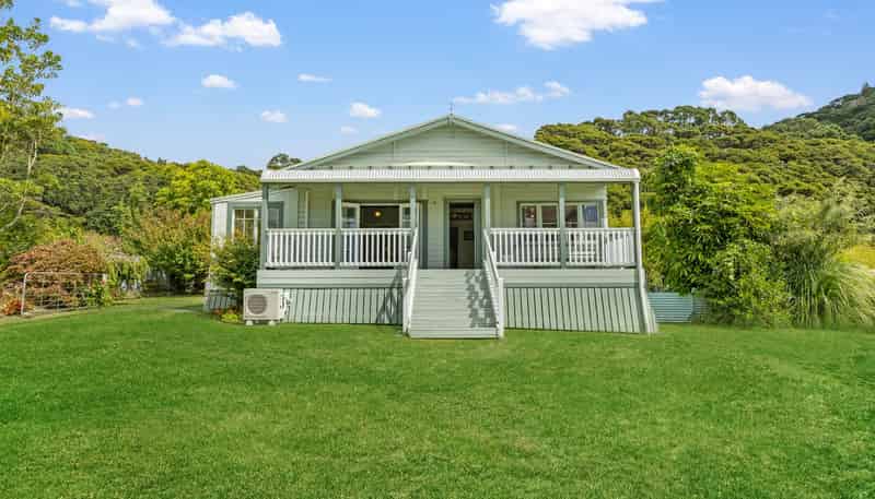 27 Pakeha Street, Matata