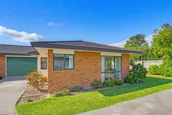 11B Walnut Grove, Whakatane