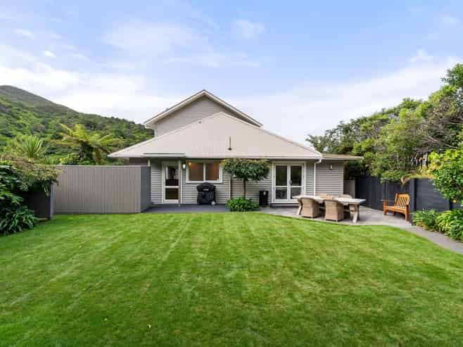 43 Silverstream Road, Crofton Downs