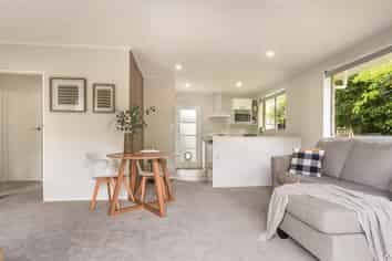 1/10 Denver Grove, Totara Park