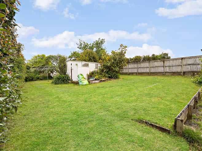 24 Bonnie Brae Road, Meadowbank